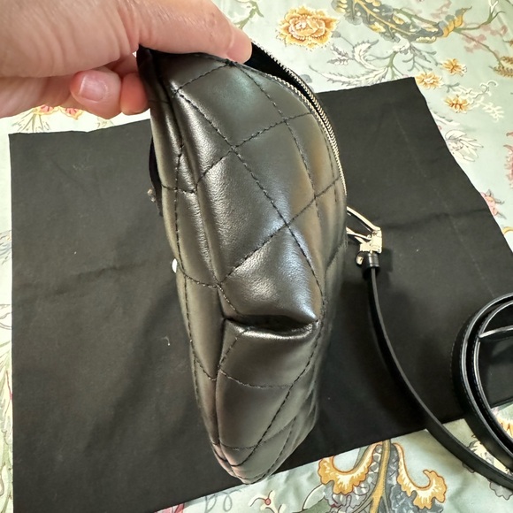 Chanel belt bag - Picture 7 of 10